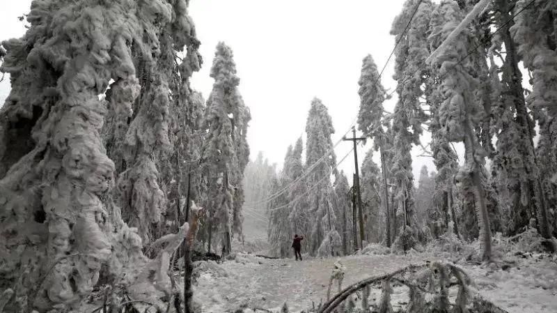 堪称|麻阳西晃山，雪中之景堪称奇峰异景