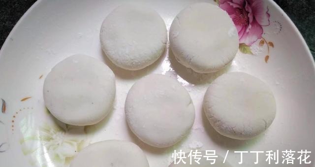 生发剂|他是“天然生发剂”,每天坚持吃含有维生素,能够很好的保护头发!