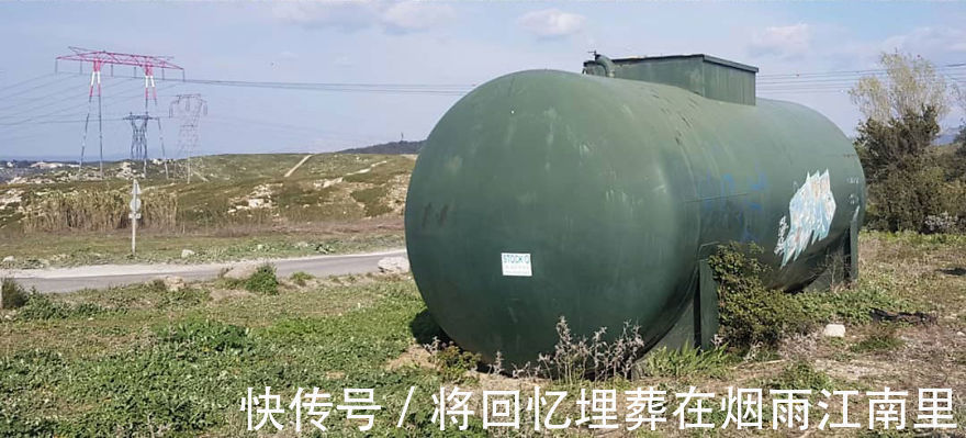 真假|18张令人惊叹的裸眼3D画,一面墙凭空消失,狗都分不清真假一直叫