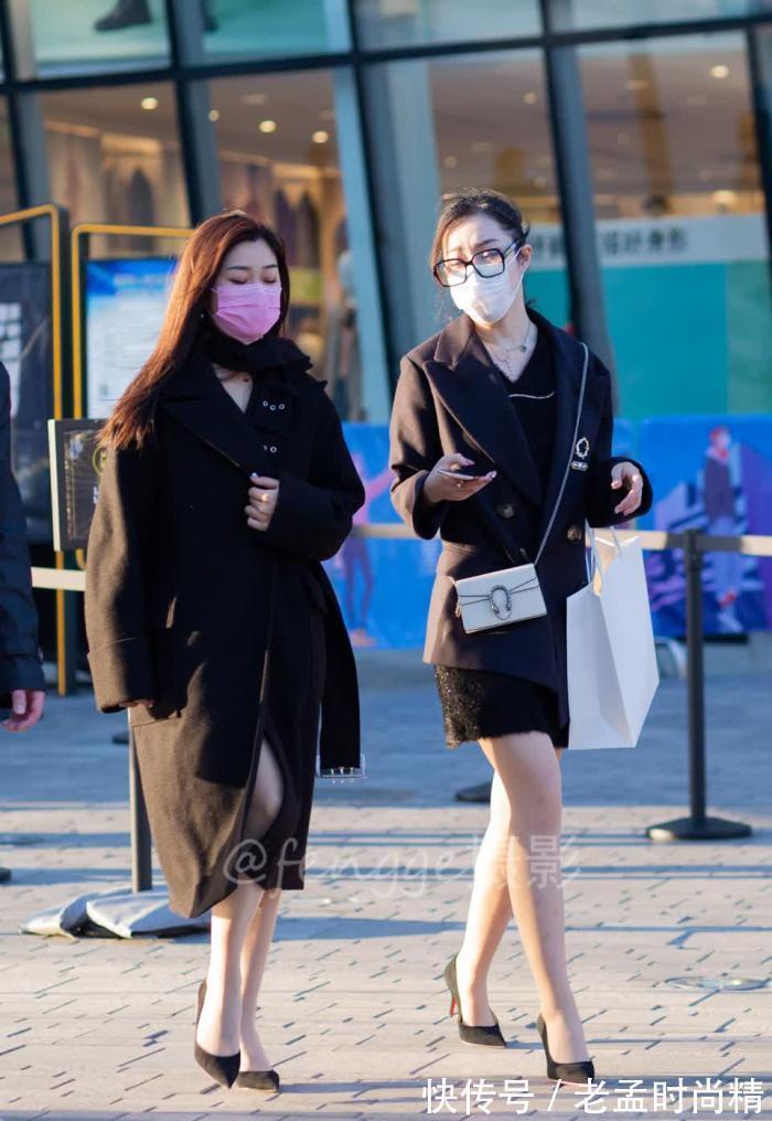 OL 街拍:西装短裙高跟鞋,OL美女有感觉!