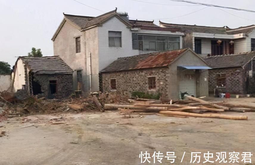 五谷虫|俗话:“建房不建滴泪屋,住屋不住五谷虫”,何意?何为滴泪屋?