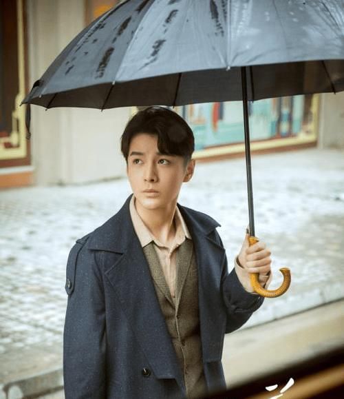 收官|张昊唯《一剪芳华》正式收官 谱写华服大师传奇成长路