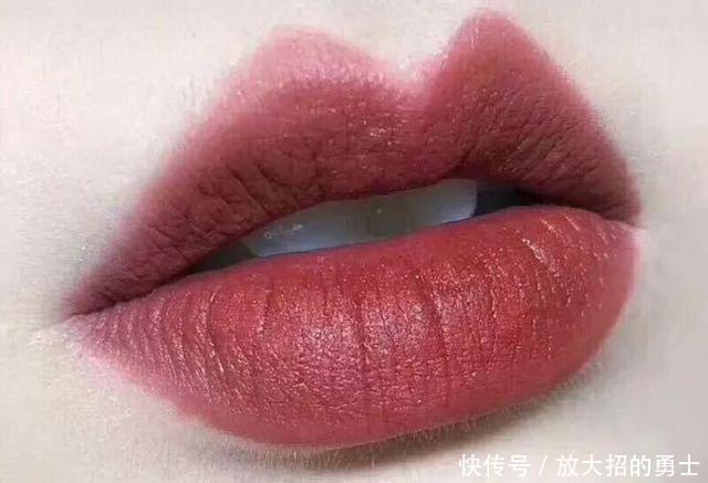 气场|秋冬不可错过的口红色号,上嘴既温柔又有气场,满满高级感!
