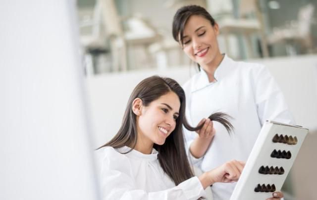 为什么发廊不用一洗黑染发?