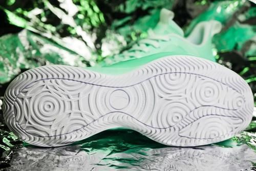 shock 罕见没有被贩子炒上天的国产实战!为何它200多就能入手?