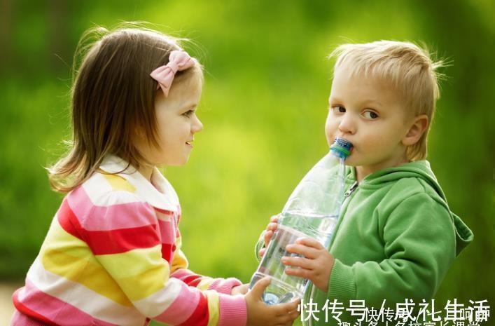 可塑性|父母不能陪孩子一生,要教会孩子3种能力,太多家长一种都没教会