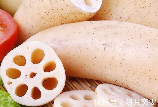 食物|木耳和一种食物是天生一对，排毒素，清理体内垃圾，保护心脑血管