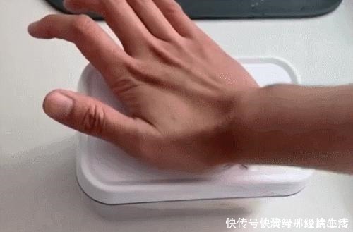 厨房|看了她家的厨房收纳场景，我甘拜下风！学会了你也是收纳“王者”！