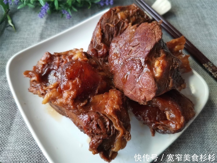 这道菜肴，自古以来就是喝酒人最喜爱的下酒硬菜，教你家常做法