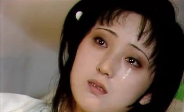 白绫#林黛玉的原型不仅是帝王的妃子,而且是用白绫自尽而亡!