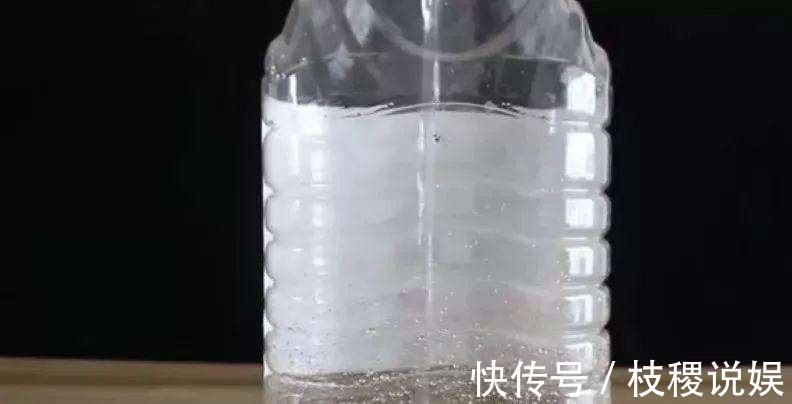 剩下的空油桶先别扔，教你变废为宝，半月不浇水也没事！