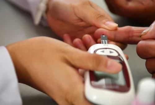 降糖|56岁女子空腹血糖11.0，每天吃“玉米”降糖，后来她怎么样了