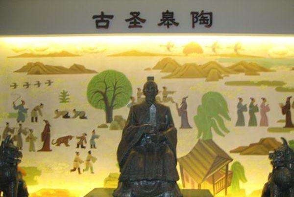 姓氏文化&一个姓氏,自己都不好意思读出口,很多女孩都偷偷改姓!