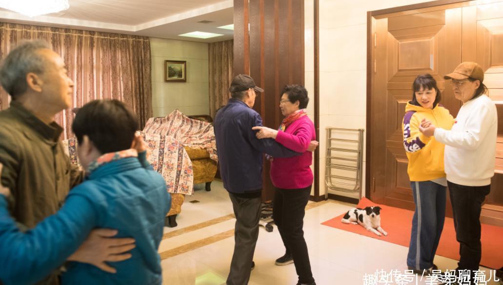 养老|“新型养老”方式火了,不去养老院也不麻烦儿女,建议全国推广