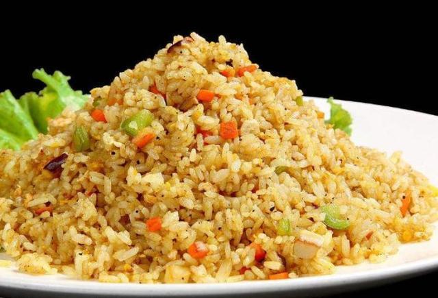 肠胃|早餐时,不建议喝大米粥,温馨提示不仅大米粥,这4物也要少吃