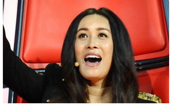 薛之謙|曾淘汰周深，被質(zhì)疑排擠張瑋，那英不應(yīng)該退出《好聲音》嗎？