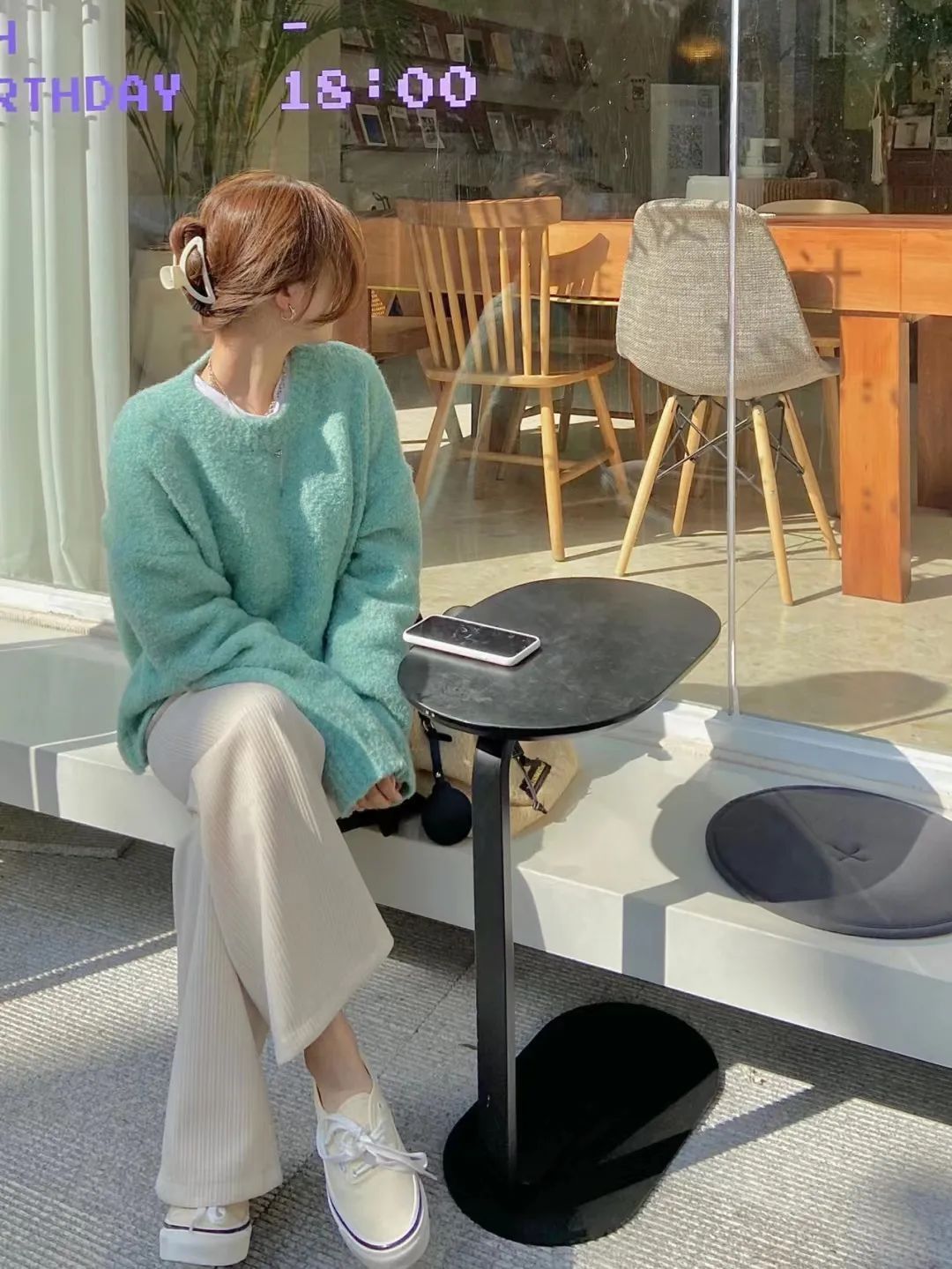 冬天|马丁靴+豆腐裤，冬天就该这么穿，太有气质了