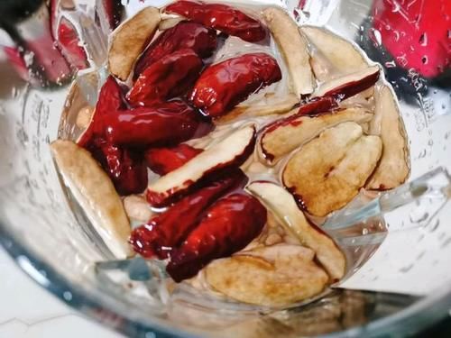  适量|闺蜜拿“它”当水喝，难怪40岁了还像20岁的小姑娘，真让人羡慕