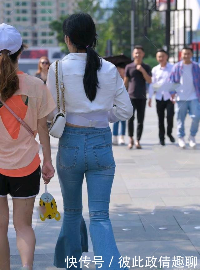 干干净净|干干净净,清新整个冬季,修身显瘦又时髦大方的穿搭推荐