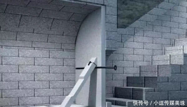 地宫|皇帝下葬后，地宫反锁，最后一个工匠咋逃出来？