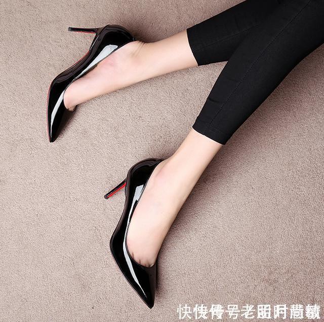 聪明的女人都穿这几款高跟鞋,显高修腿型,还不累脚