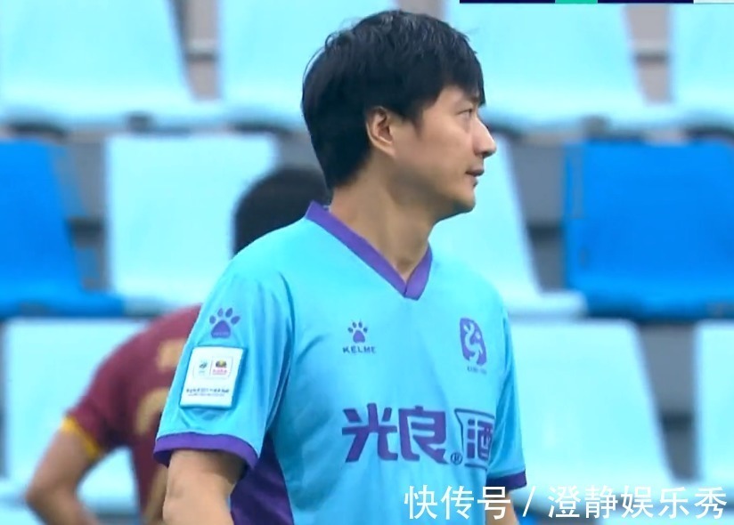 何世华|4-1!足协杯神场面:中甲老板替补出场,停球10米远闹了大笑话
