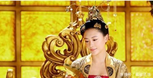 长大|皇帝喜欢姨妈，强行纳入后宫生下儿子，儿子长大后竟杀了皇帝！