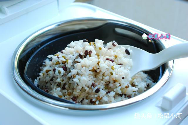 低糖|自从我开始减肥后,天天煮这一锅饭,低糖低热量,米饭粒粒香