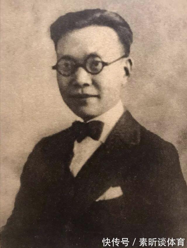 沈从文@徐志摩身死,林徽因疯抢《康桥日记》,沈从文:她躲过了一场祸乱