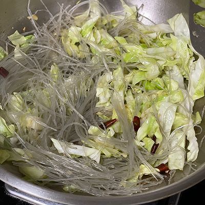 粉丝炒卷心菜