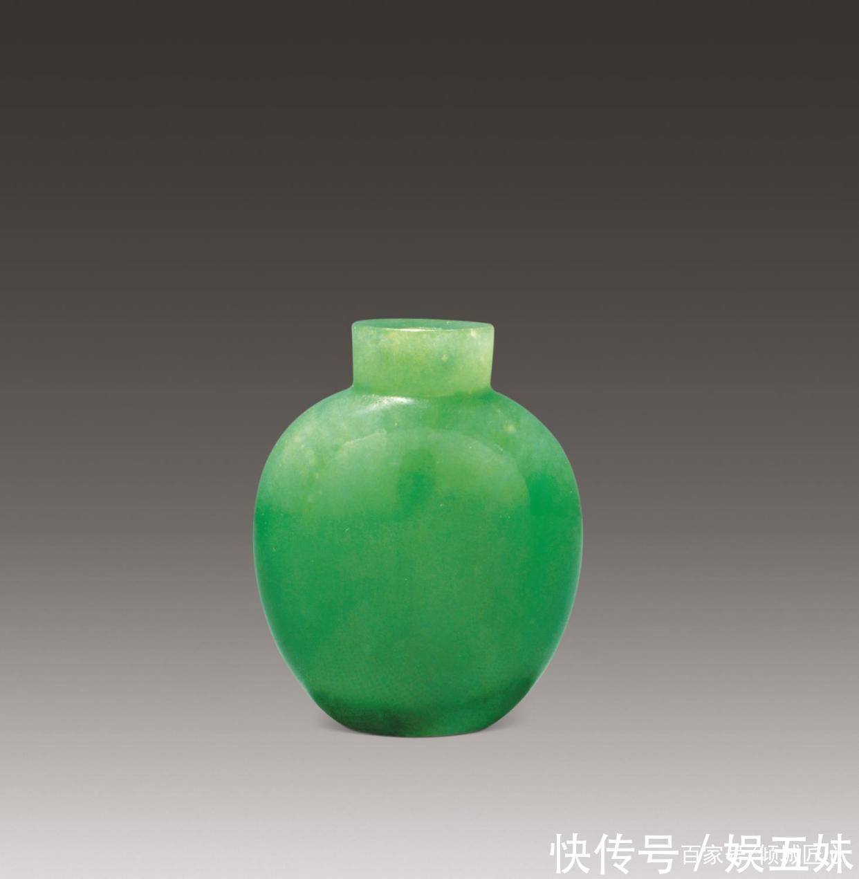 清乾隆,御制翡翠光素鼻烟壶究竟好在了哪里?