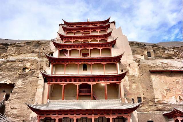 社会|丝路明珠莫高窟:中国历朝的浮世绘,既是艺术、也是一部鲜活史书