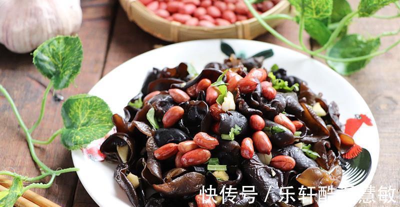 吃肉|秋天不贴膘，改为吃这些，胶质丰富营养高，滋润不上火，比吃肉好