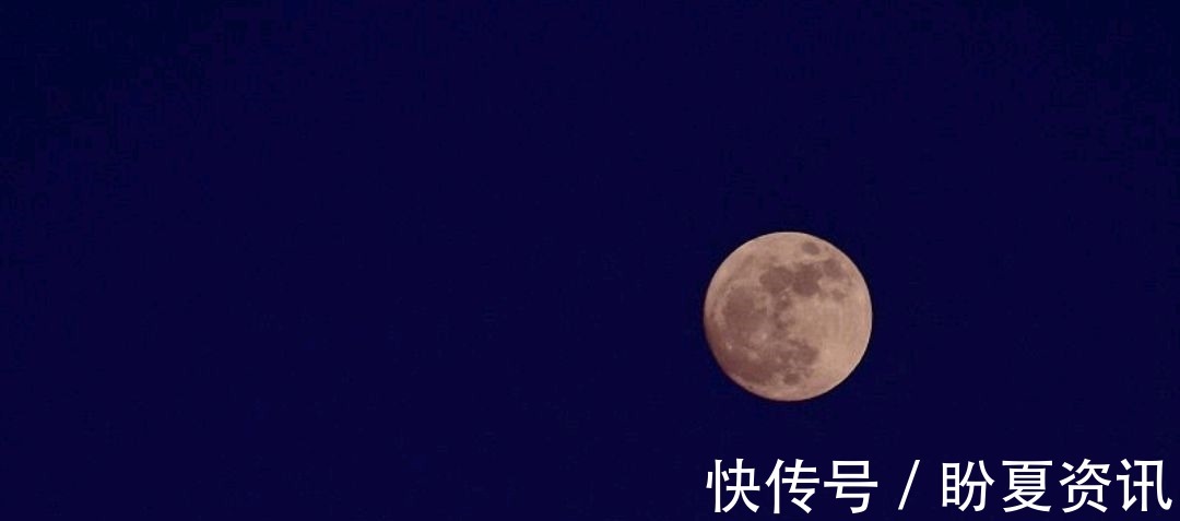 望月诗词!杨万里两首望月诗词,写出了不一样的情感,令人心生美好