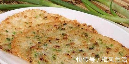 葱油饼|邻居阿姨做葱油饼十五年，我一次能吃5个，太美味了根本停不下来