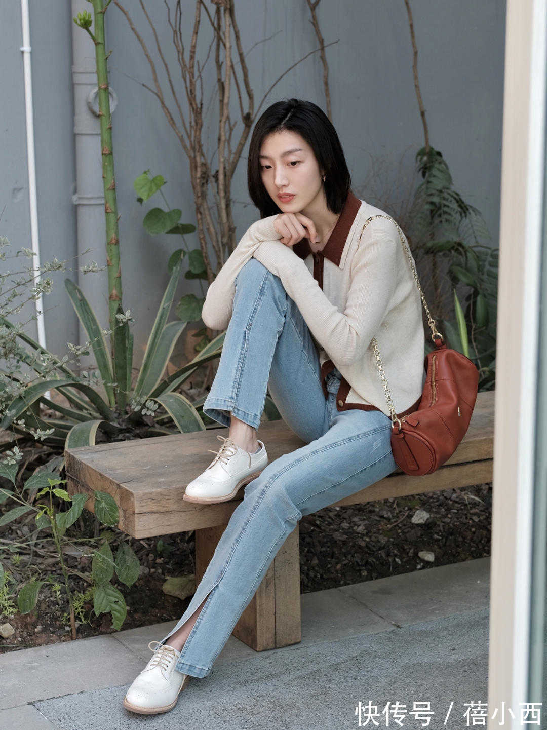 春季 春季的牛仔裤不知道怎么穿?学会这几大搭配思路,让你时尚度飙升