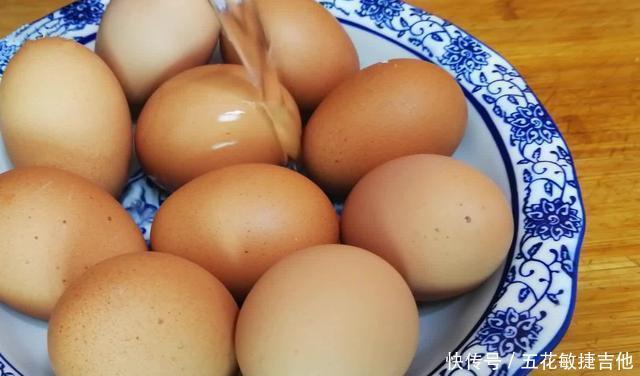 正确|这才是茶叶蛋的正确做法,茶香浓郁,入味可口,学会可以摆摊了