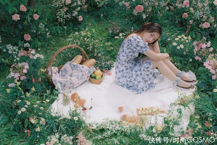 海狸已集齐云朵包所有色号，真馋|时髦办 | 连衣裙