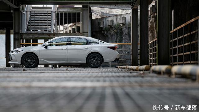 探索|用数字打破传统艺术局限 与亚洲龙一起探索人生之境