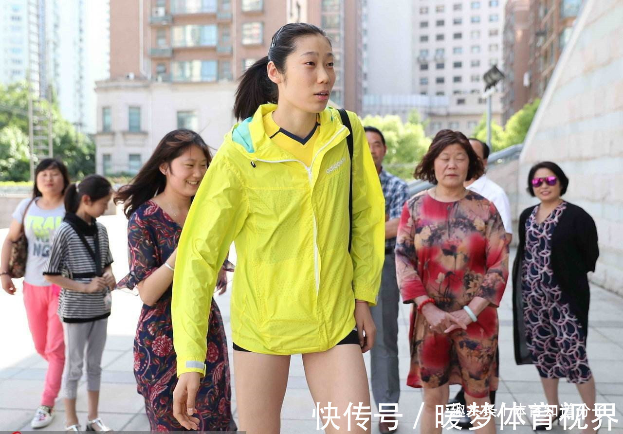 幸福的生活|朱婷找到男友?女排队内大帅哥令人浮想联翩,两人真是郎才女貌