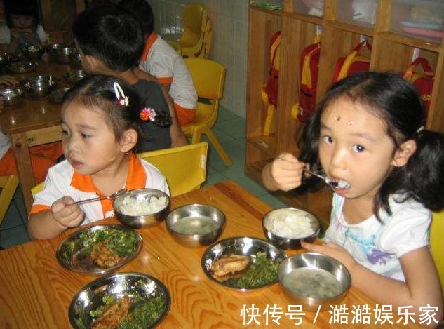 男孩|13岁男孩身高152,爸爸不当回事儿家里6套房,矮点丑点也没事