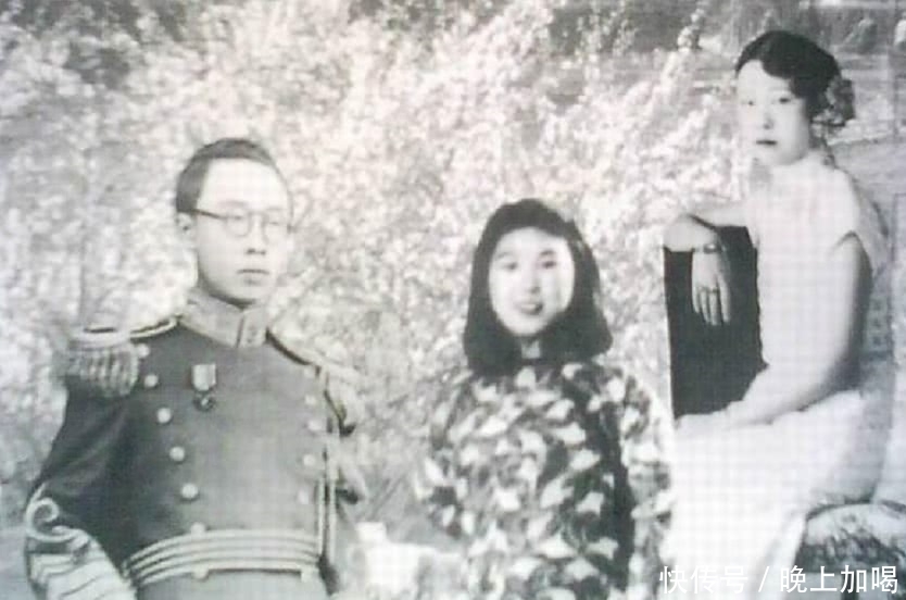 撕碎|她才是溥仪的最爱，生前曾虽被溥仪撕碎衣衫，死后却给她一项殊荣