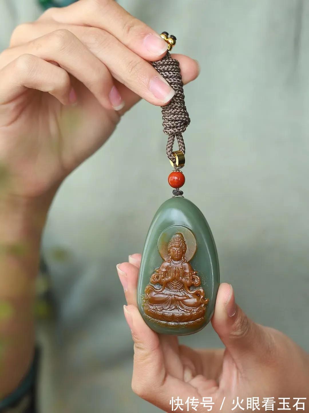 碧玉 新年到了,最适合送给妈妈的4款珠宝玉石,既美观,寓意又好