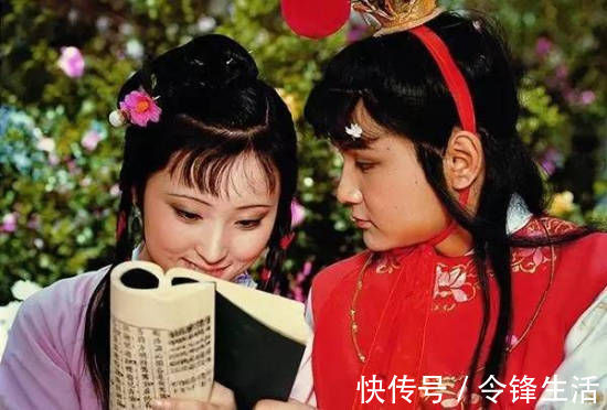 颦儿#宝玉和黛玉第一次见面,宝玉送给她一件珍贵礼物,好多人都忽略了