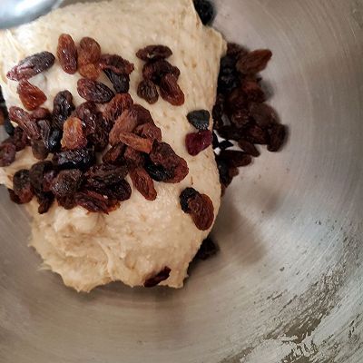 2g糖|全麦葡萄干软欧