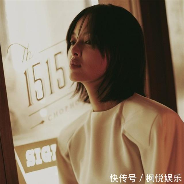 “酒窝发”,时髦减龄又显脸小,谁剪谁美