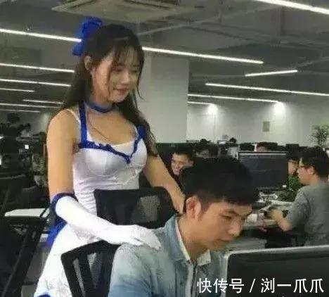 |搞笑GIF:当初我要是这么大胆一点,估计我的娃都能打酱油了