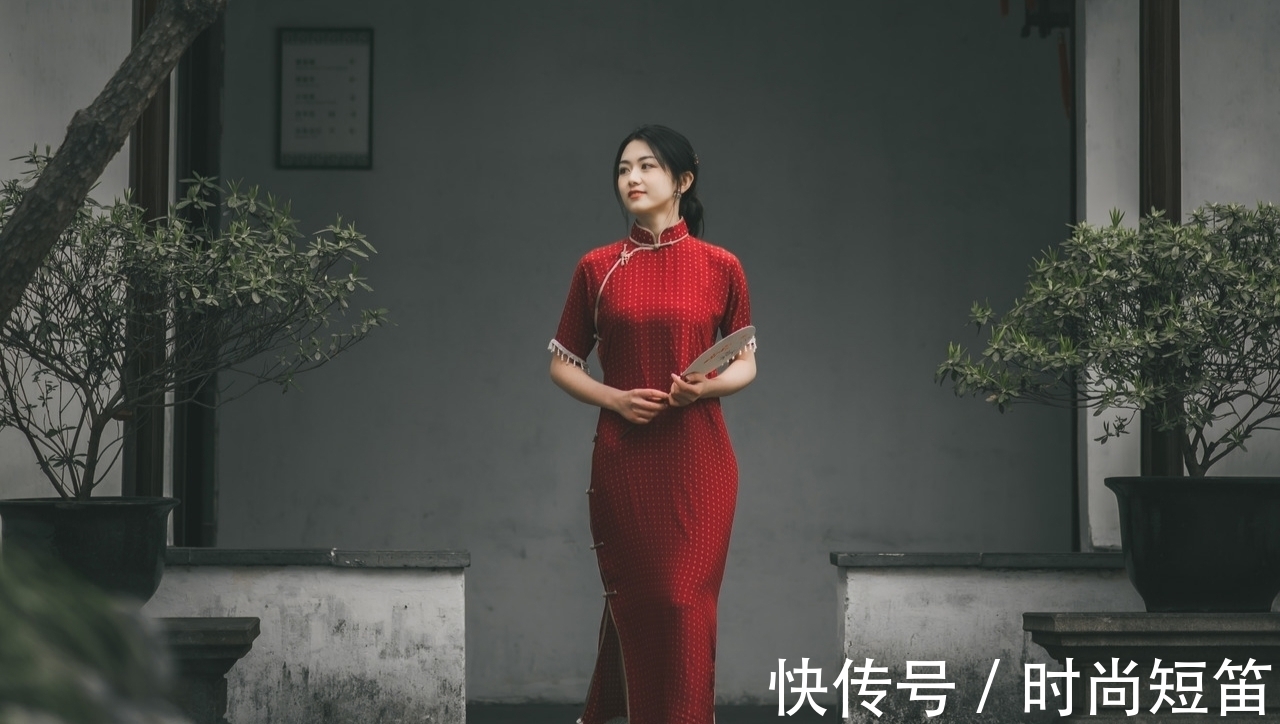 梅花$七绝·九首丨梅花不是无情物,月亮因何有扁圆?