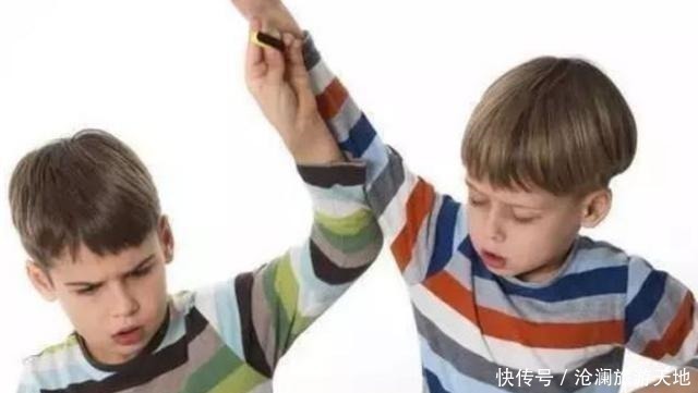 高情商|情商高的孩子,从小就有这4种表现,长大后会很受欢迎