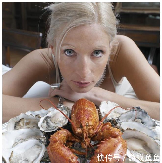 多喝水|尿酸高的人,饮食注意3多2少,或能帮助控制尿酸,远离痛风